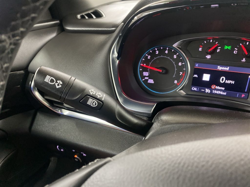 2023 Chevrolet Traverse RS photo