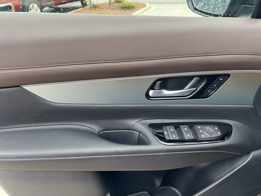 2025 Super Black Nissan Murano Platinum AWD SUV