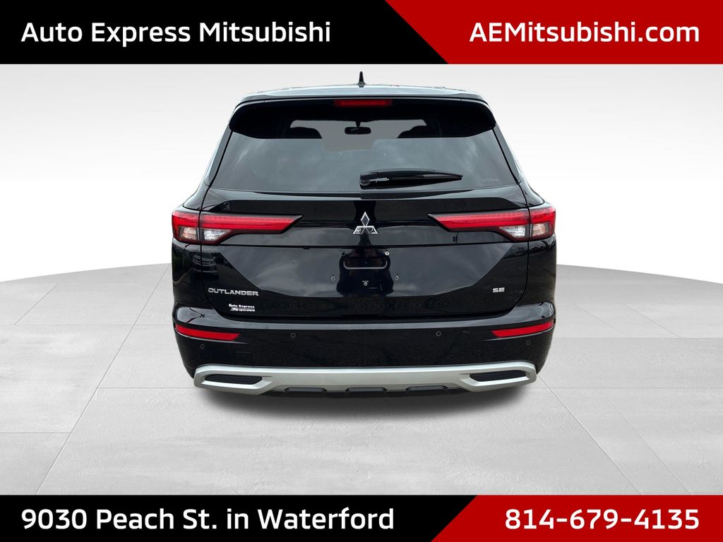 2023 Mitsubishi Outlander SE  at Auto Express Mitsubishi