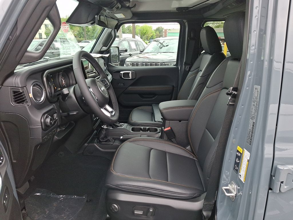 New 2026 Jeep Wrangler SUV
