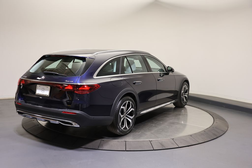 Thumbnail: 2027 Mercedes-Benz E-Class - 7