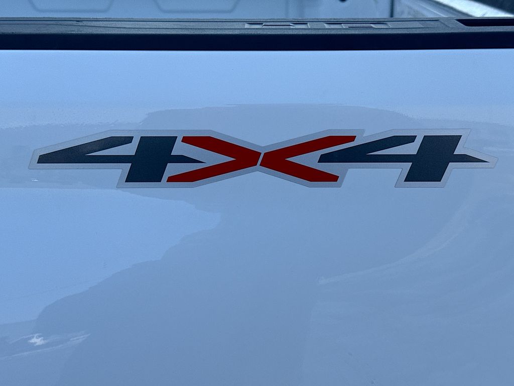 2024 Chevrolet Silverado 3500HD LT - Photo 35