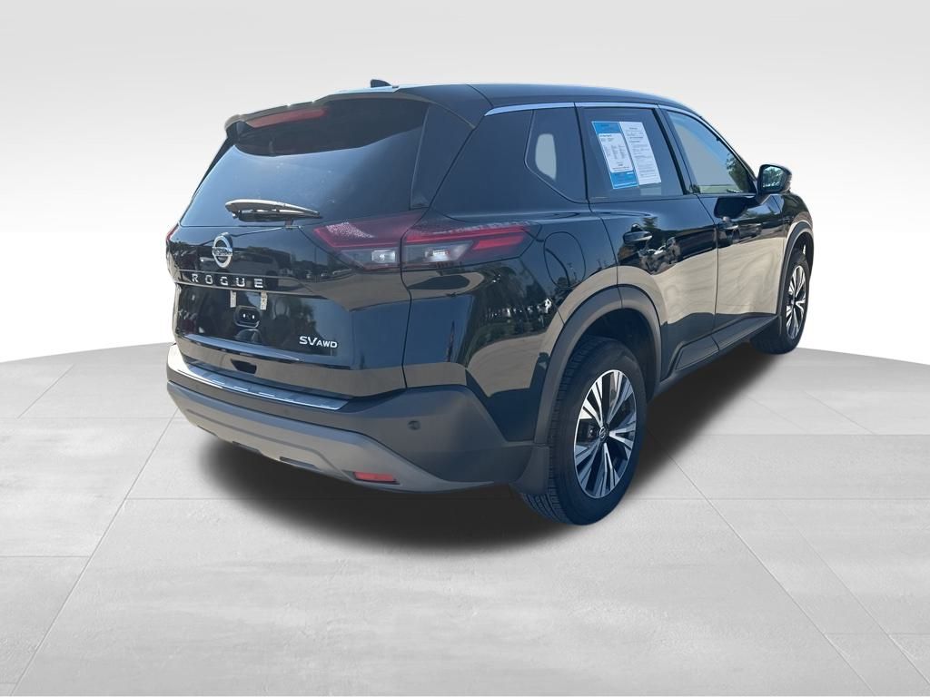 2021 Nissan Rogue SV 8