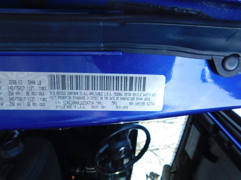 Thumbnail: 2018 Jeep Wrangler - 7