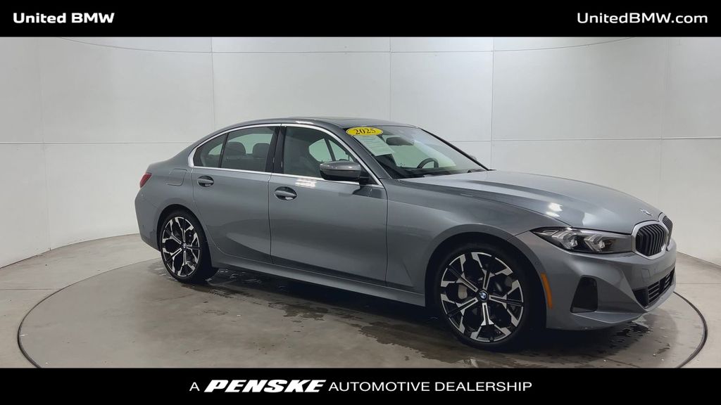 Thumbnail: 2025 BMW 3 Series - 2