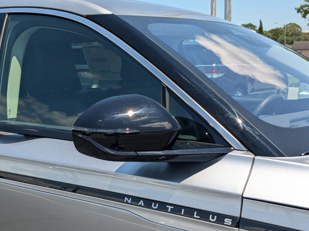2025 Lincoln Nautilus Premiere