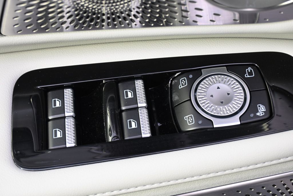 New 2026 Gray Lincoln Reserve image 23