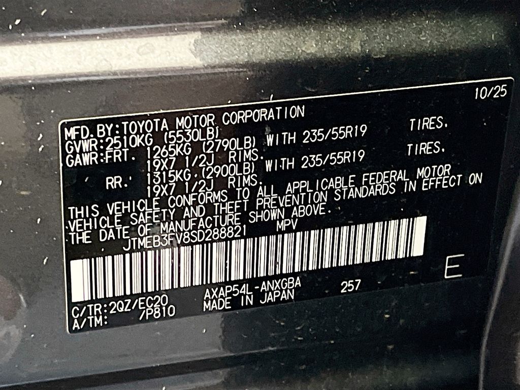 Used 2025 Gray Toyota XSE image 34