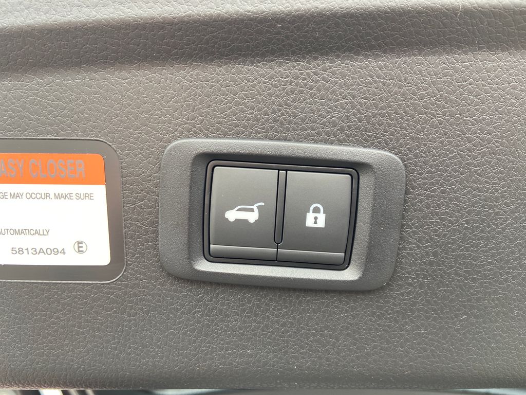 2026 Mitsubishi Eclipse Cross SE White at Auto Express Mitsubishi