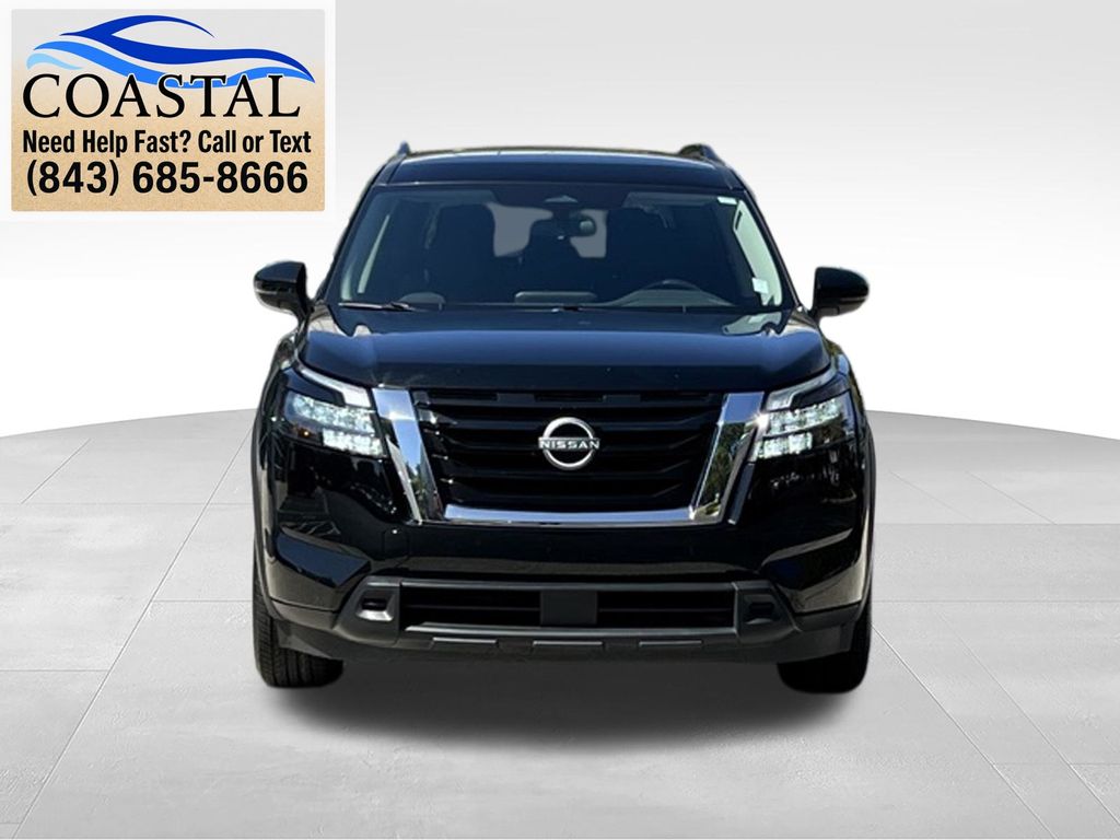 2024 Nissan Pathfinder SV - 1