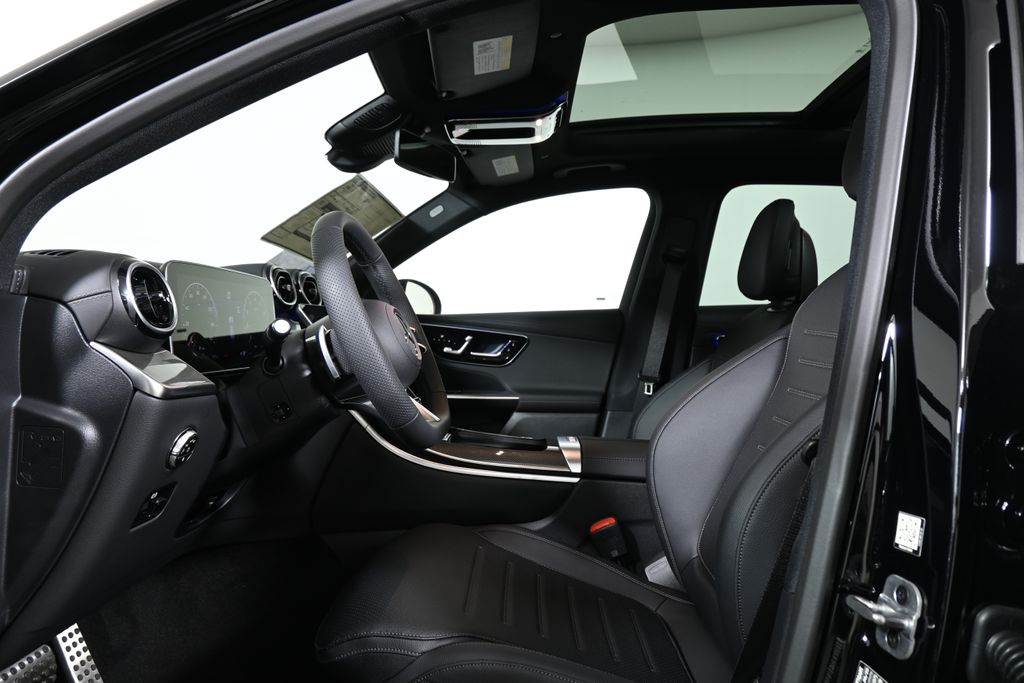 Thumbnail: 2026 Mercedes-Benz GLC - 3