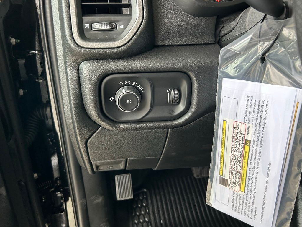 Used 2024 Diamond Black Crystal Pearlcoat Ram Tradesman image 26