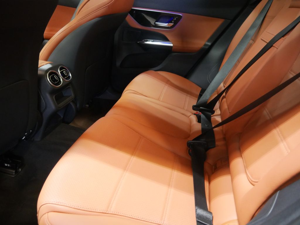 Thumbnail: 2026 Mercedes-Benz GLC - 20