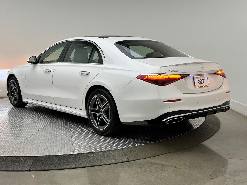 Thumbnail: 2024 Mercedes-Benz S-Class - 4