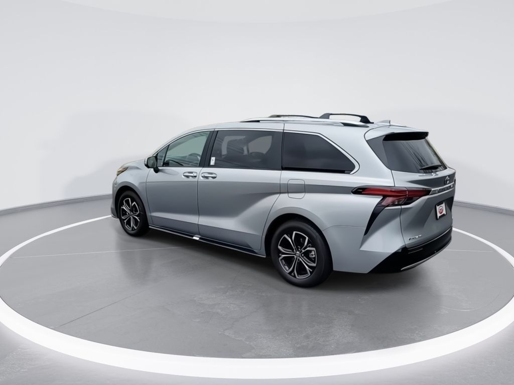 2025 Toyota Sienna Platinum 6