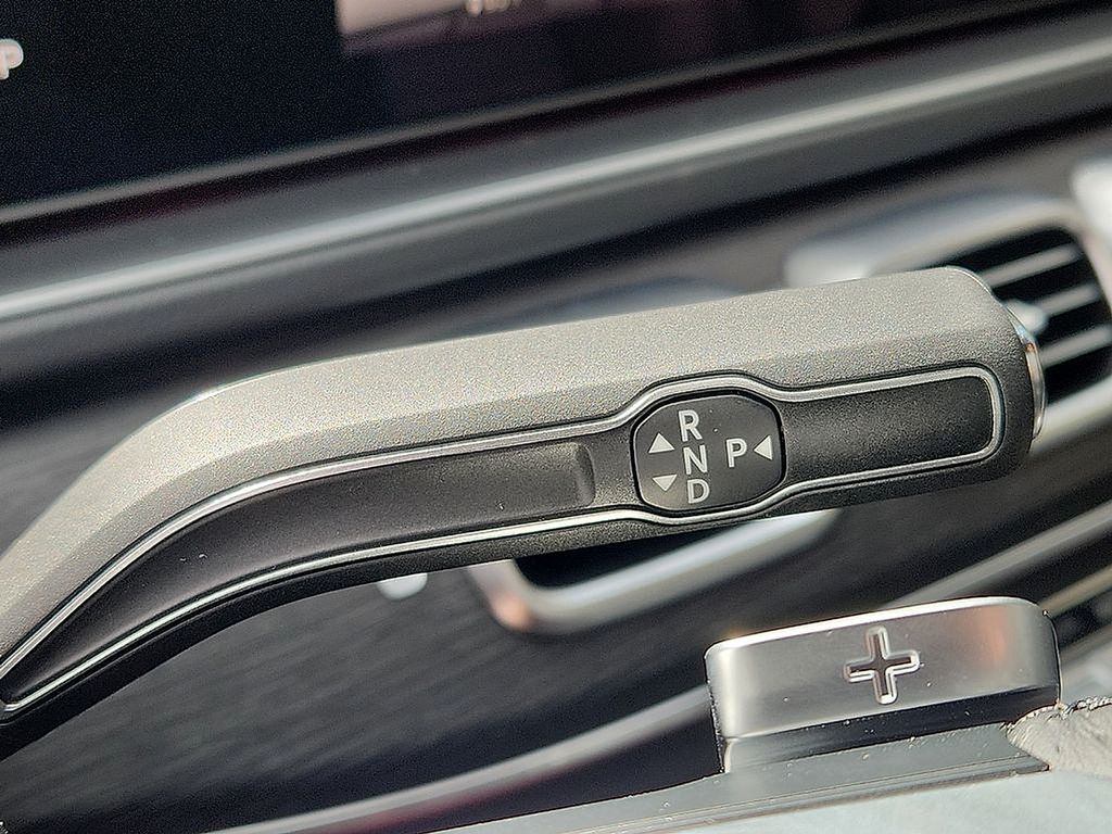 Thumbnail: 2026 Mercedes-Benz GLS - 13