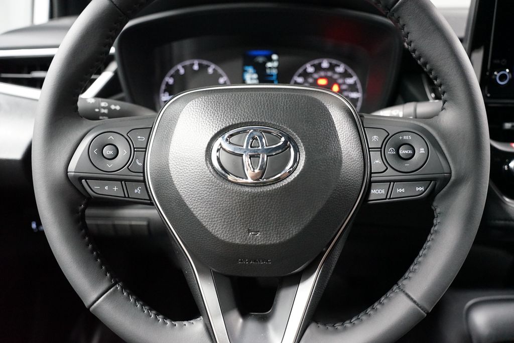Thumbnail: 2025 Toyota Corolla - 12