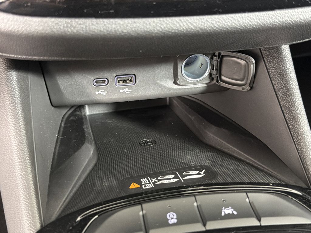 new 2026 Buick Envista car, priced at $27,335