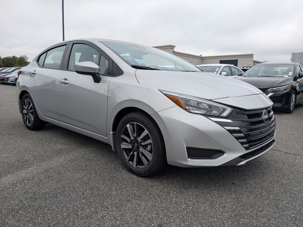 New 2025 Nissan Versa Sedan
