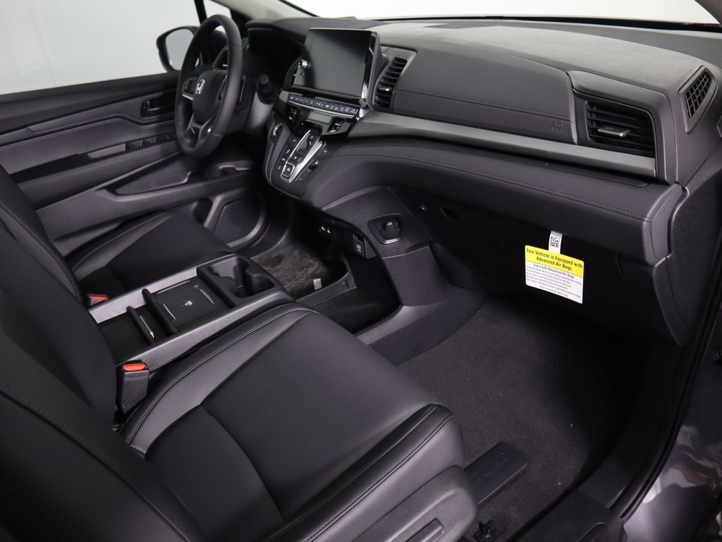 Thumbnail: 2026 Honda Odyssey - 17