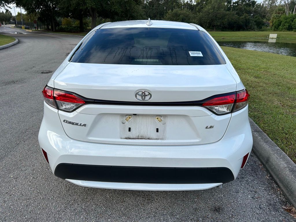Thumbnail: 2022 Toyota Corolla - 4