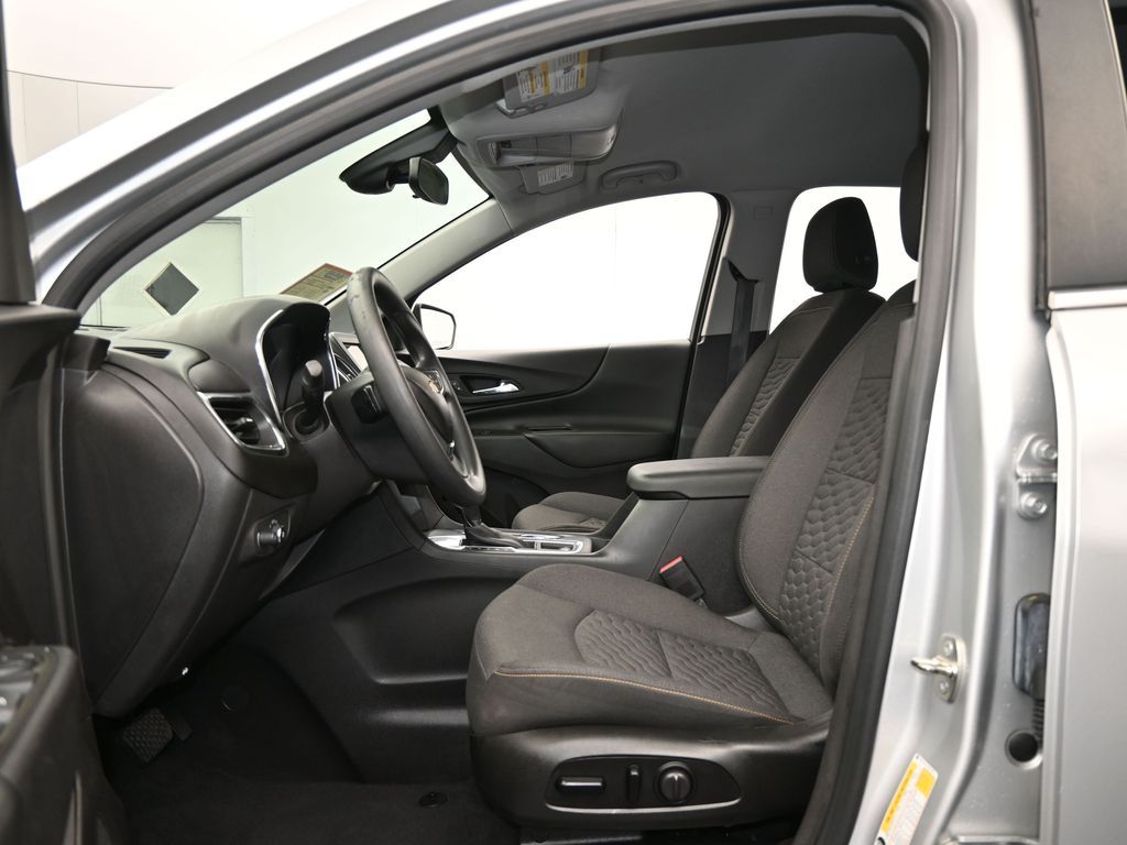 Used 2021 Silver Ice Metallic Chevrolet LT image 11