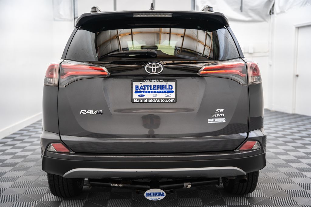 ToyotaRAV46