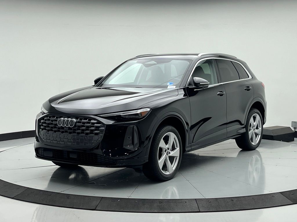 Thumbnail: 2025 Audi Q5 - 1