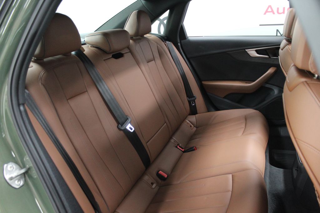 Thumbnail: 2023 Audi A4 - 31