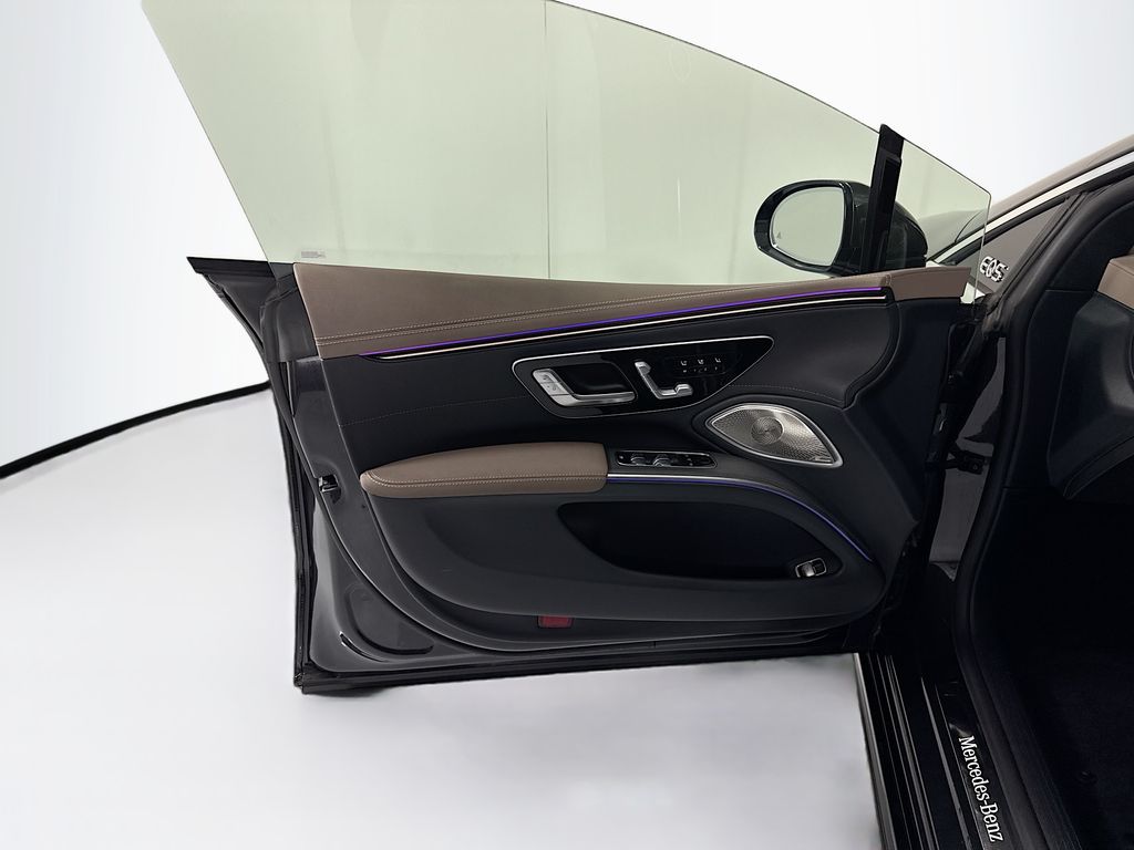 Thumbnail: 2023 Mercedes-Benz EQS - 24