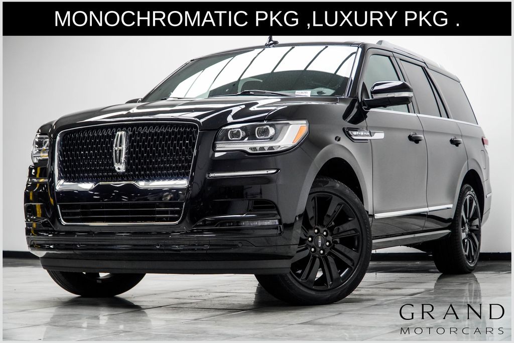 Black Metallic 2023 Lincoln Navigator SUV / Crossover Four-Wheel Drive Automatic