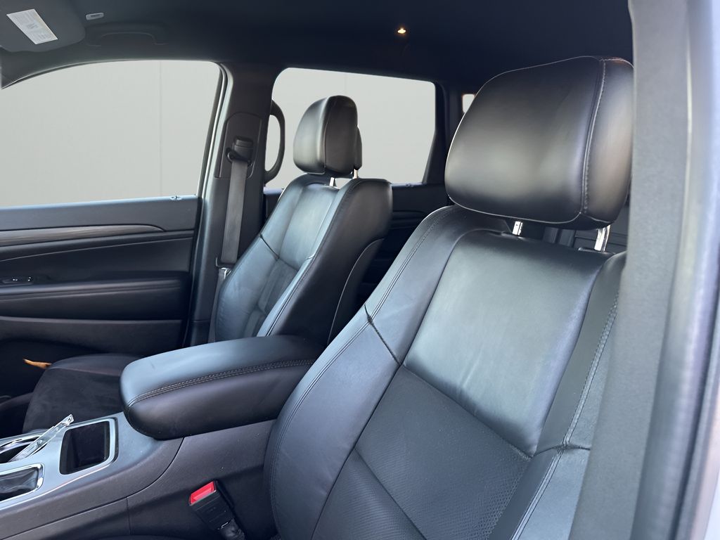 Used Car 2021 Jeep Grand Cherokee  Laredo X For Sale Under $25,000 In Austin, Texas