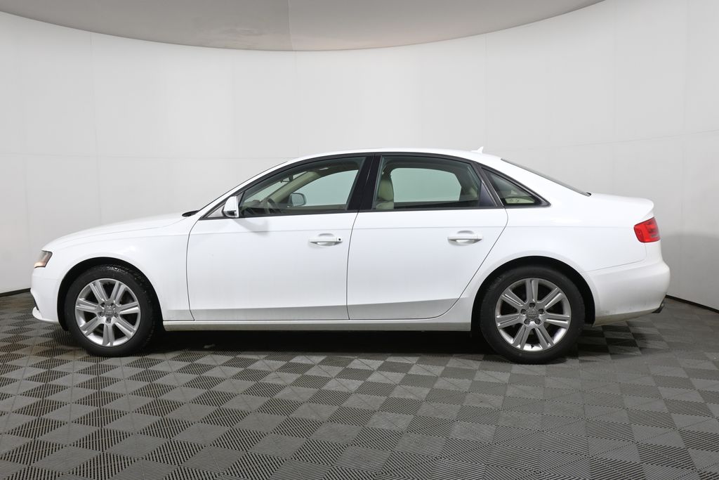 Thumbnail: 2011 Audi A4 - 2
