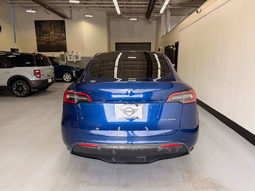 2022 Tesla Model Y Long Range 4