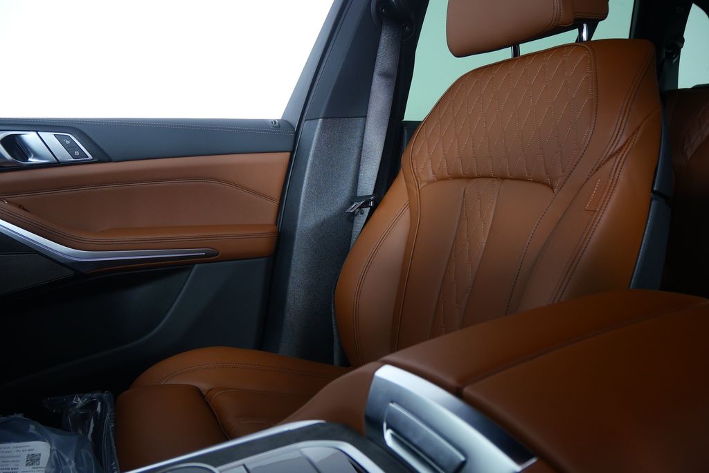 Thumbnail: 2026 BMW X5 - 23