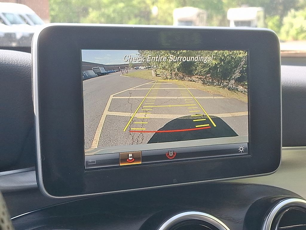 2019 Mercedes-Benz GLC 300 18