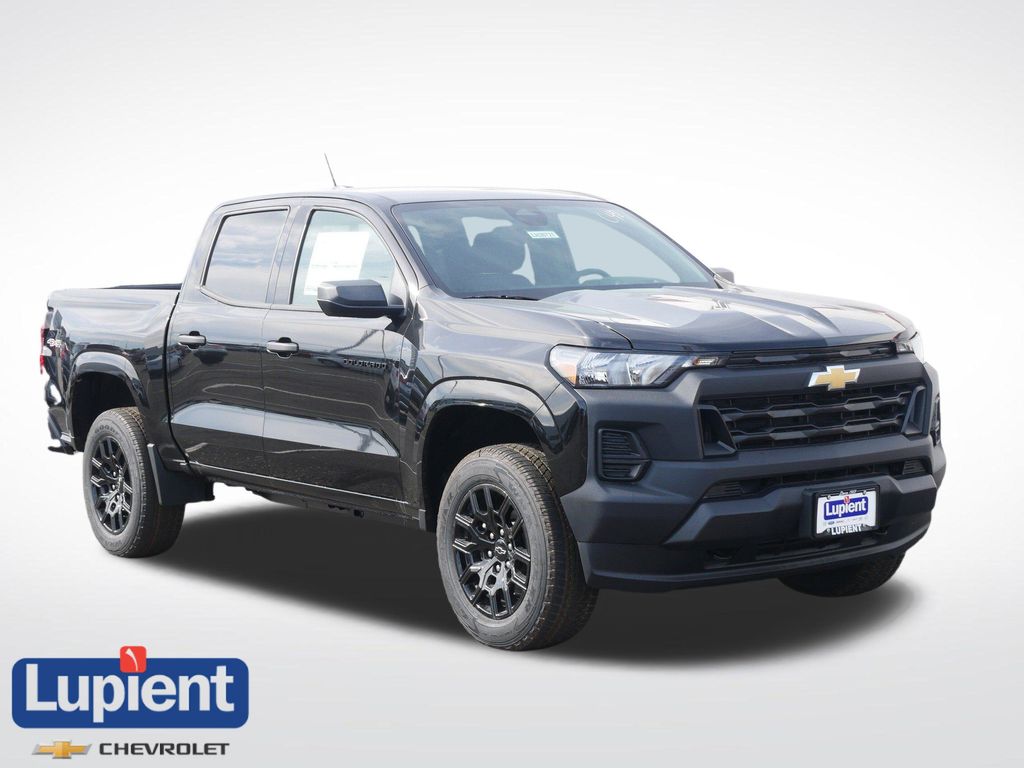 Black 2026 Chevrolet Colorado Pickup Truck Four-Wheel Drive 8-Speed Automatic