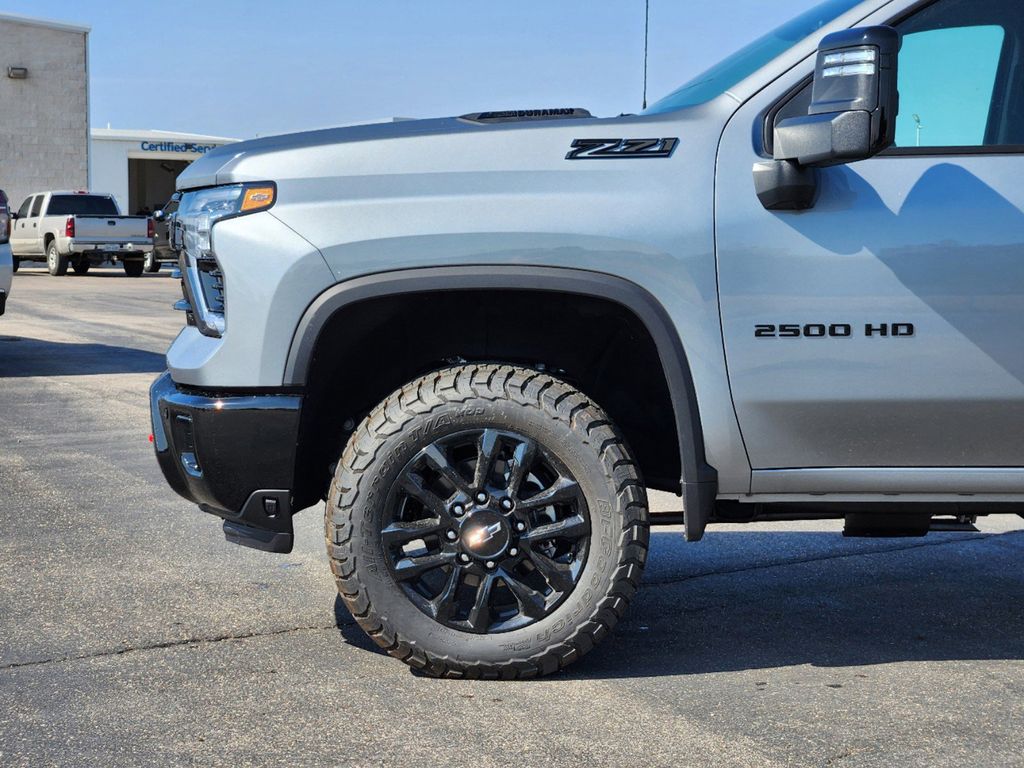 2025 Chevrolet Silverado 2500HD LT 6