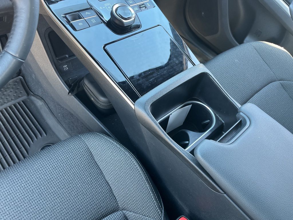 Thumbnail: 2024 Toyota bZ4X - 21