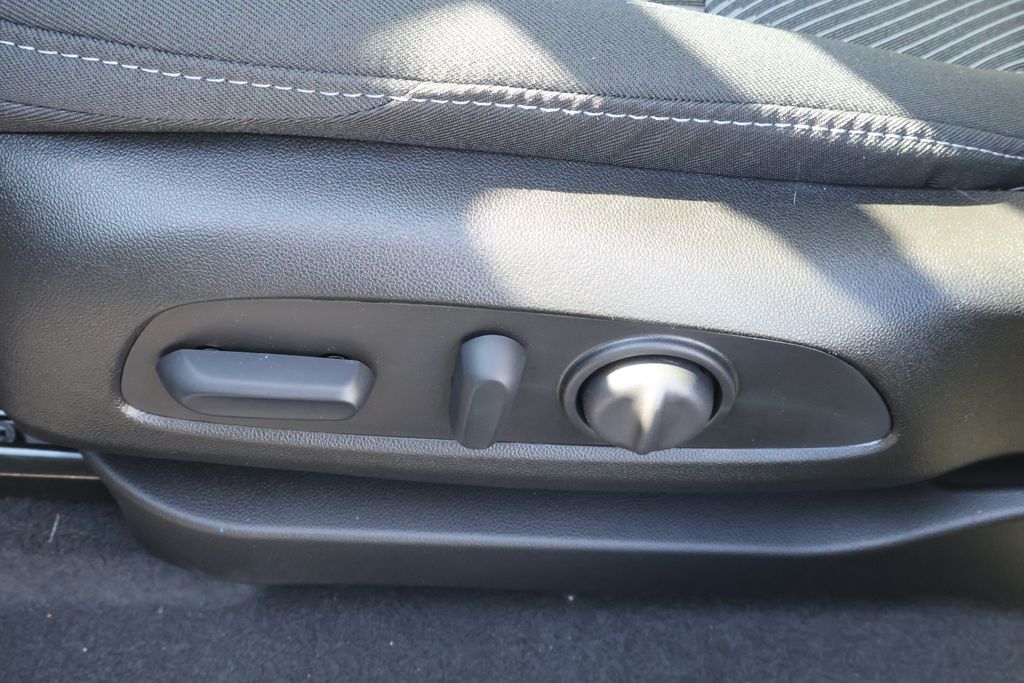 Thumbnail: 2027 Chevrolet Bolt EV - 16