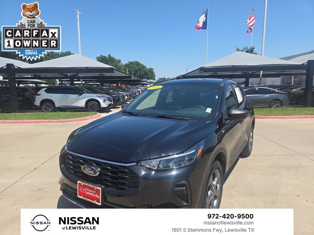 Black Metallic 2025 Ford Escape SUV / Crossover All-Wheel Drive 8-Speed Automatic
