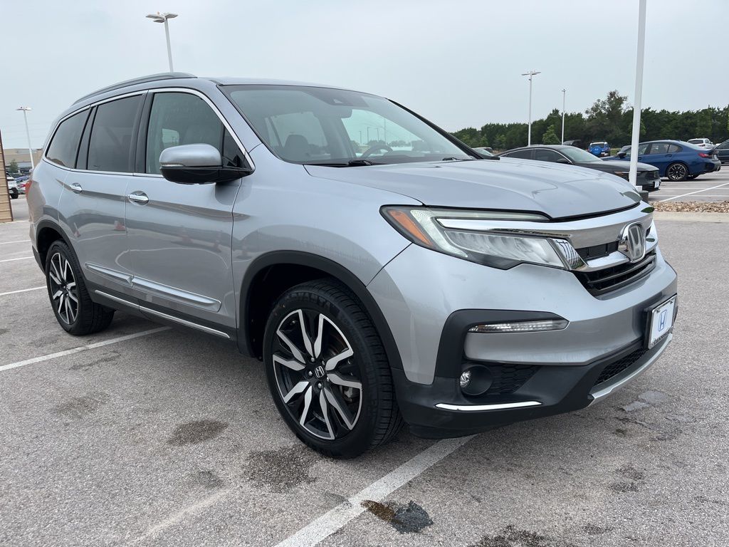Thumbnail: 2019 Honda Pilot - 3