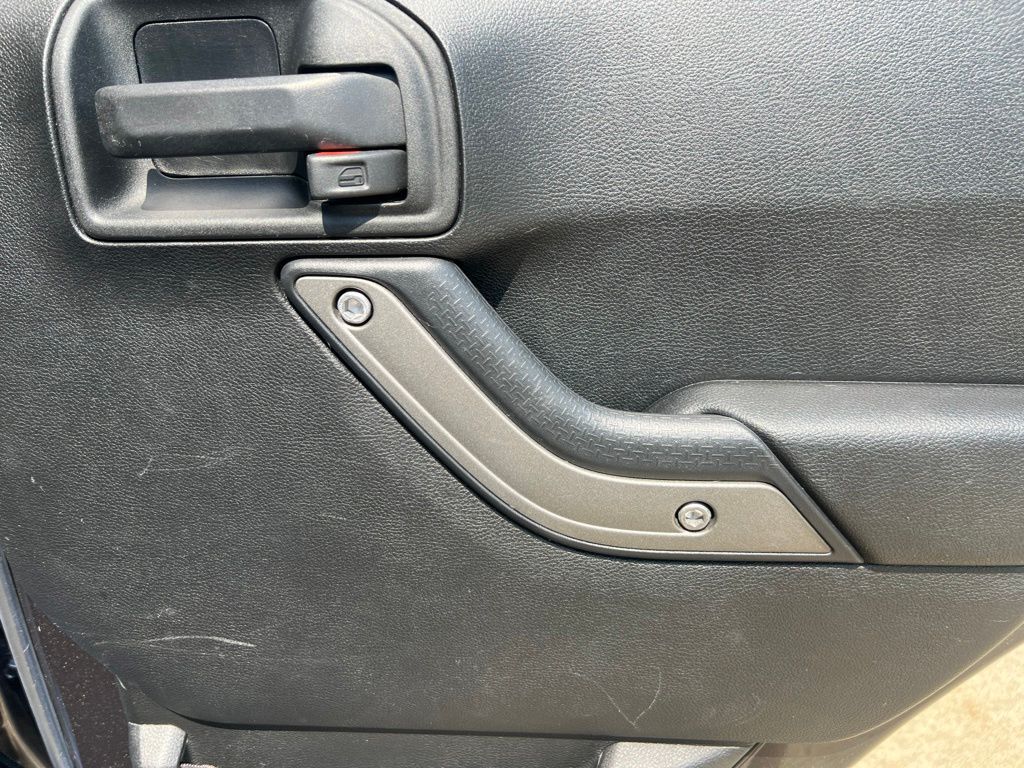 Used 2016 Jeep Wrangler SUV