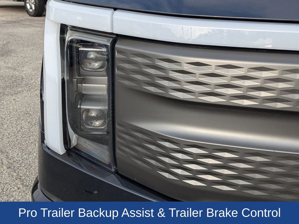 2022 Ford F-150 Lightning XLT
