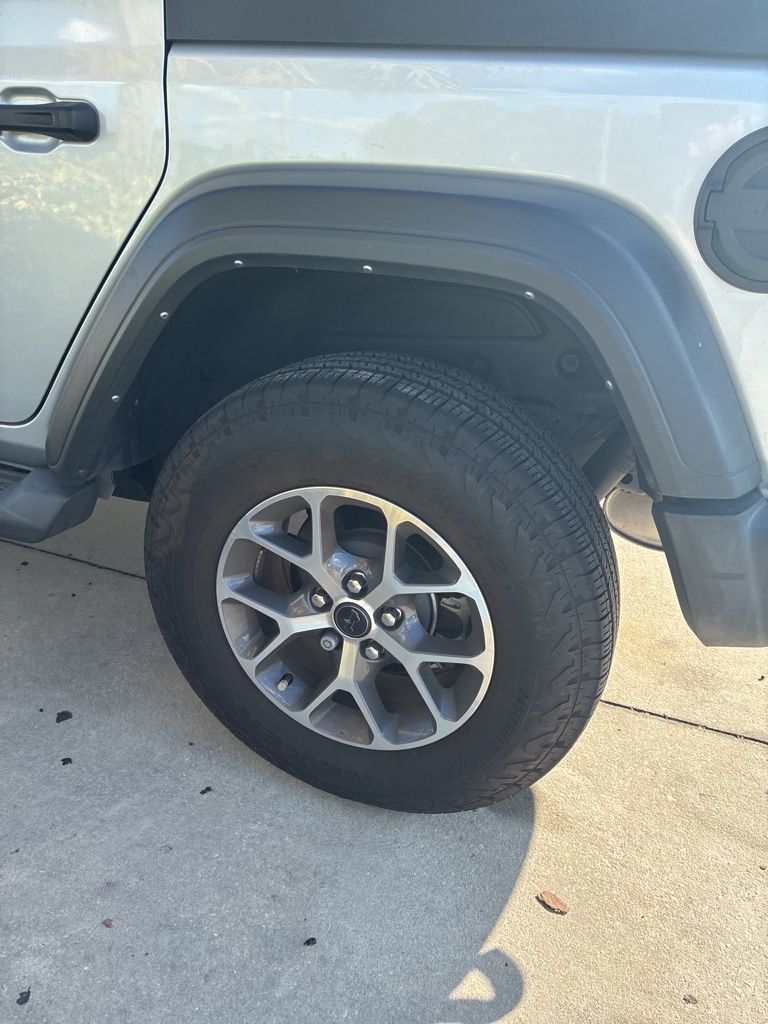 used 2024 Jeep Wrangler car, priced at $36,891