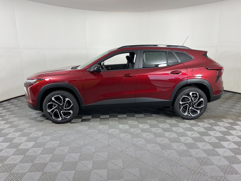 Thumbnail: 2025 Chevrolet Trax - 2