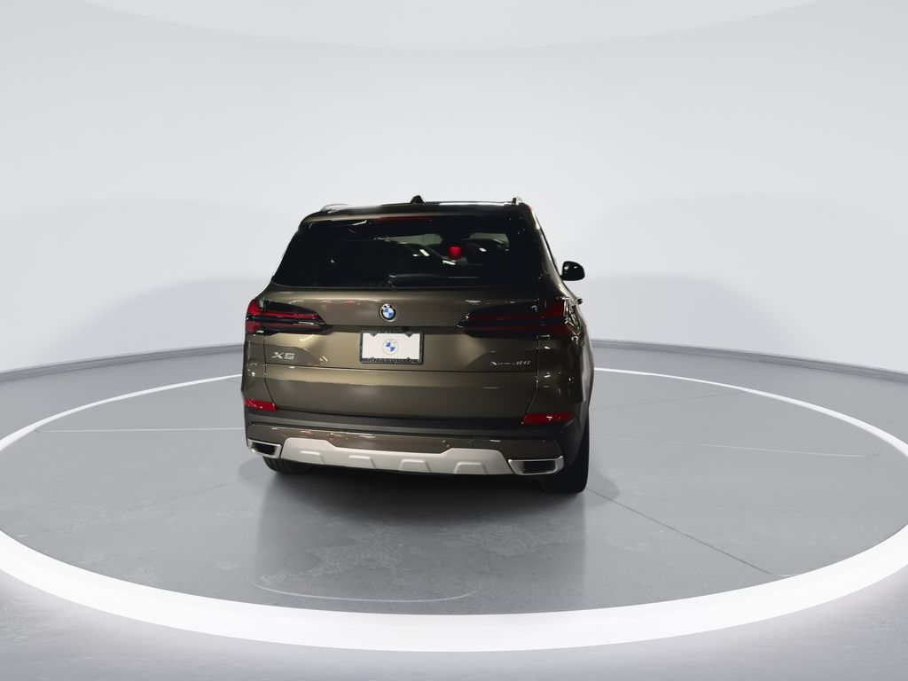 Thumbnail: 2026 BMW X5 - 7