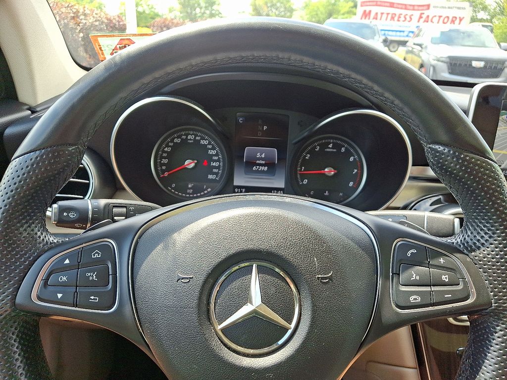 Thumbnail: 2018 Mercedes-Benz GLC - 20