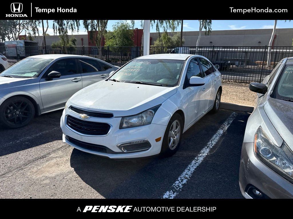 Summit White 2016 Chevrolet Cruze Sedan Front-Wheel Drive 6-Speed Automatic Overdrive