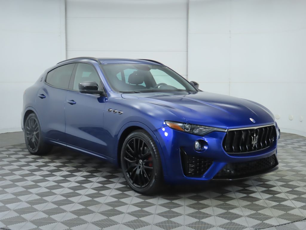 Thumbnail: 2021 Maserati Levante - 3